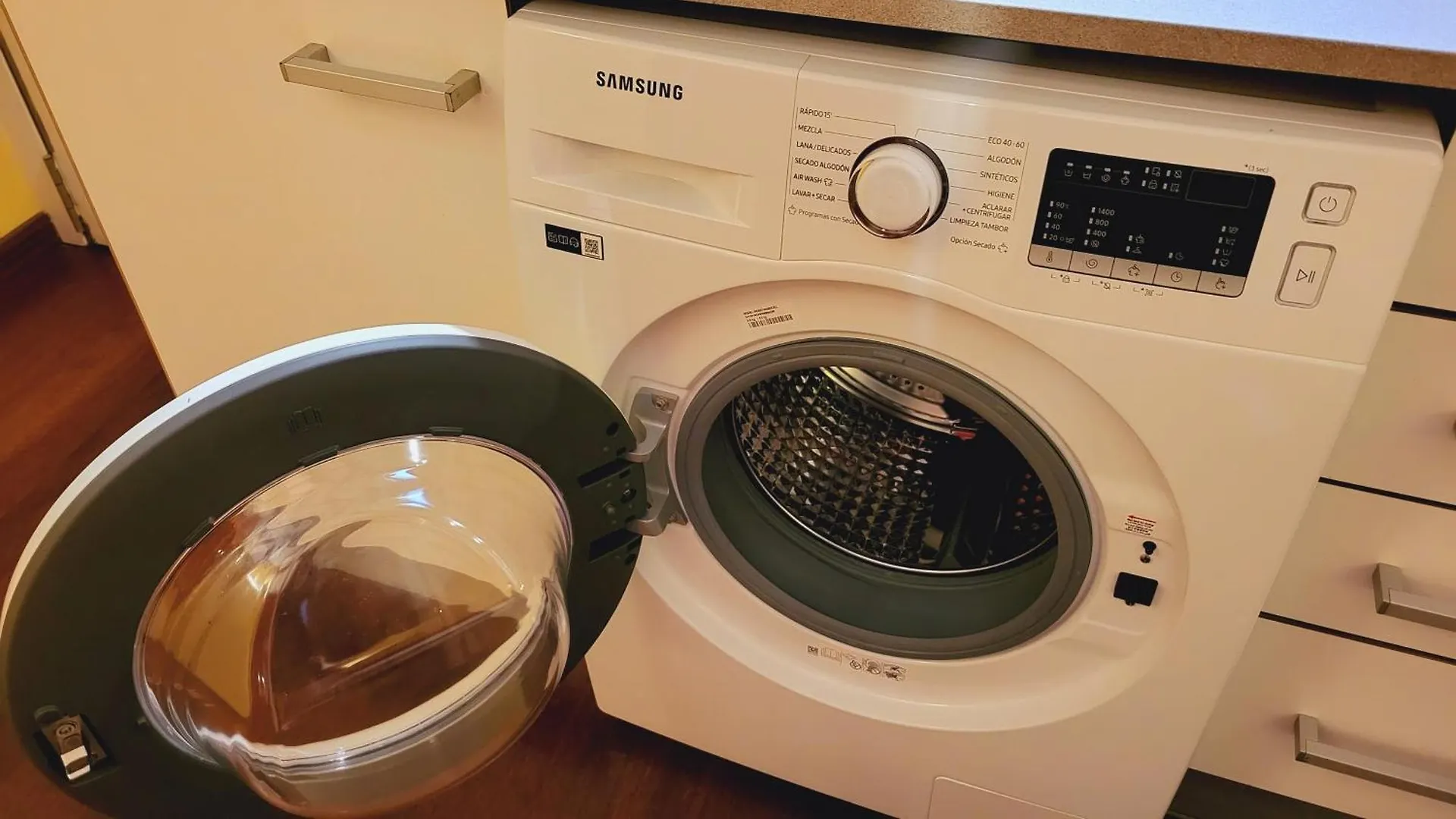 ברצלונה Apartment Ramblas Plaza Catalunya -Wi-Fi 300 Mbps