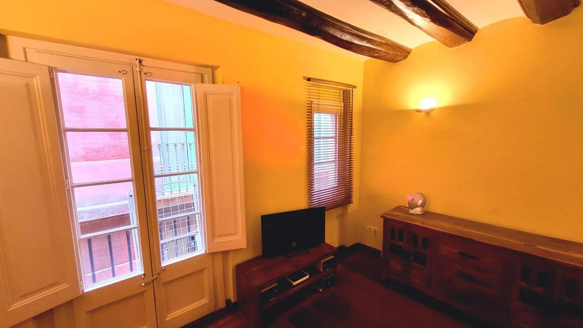 ברצלונה Apartment Ramblas Plaza Catalunya -Wi-Fi 300 Mbps 0*,  ספרד